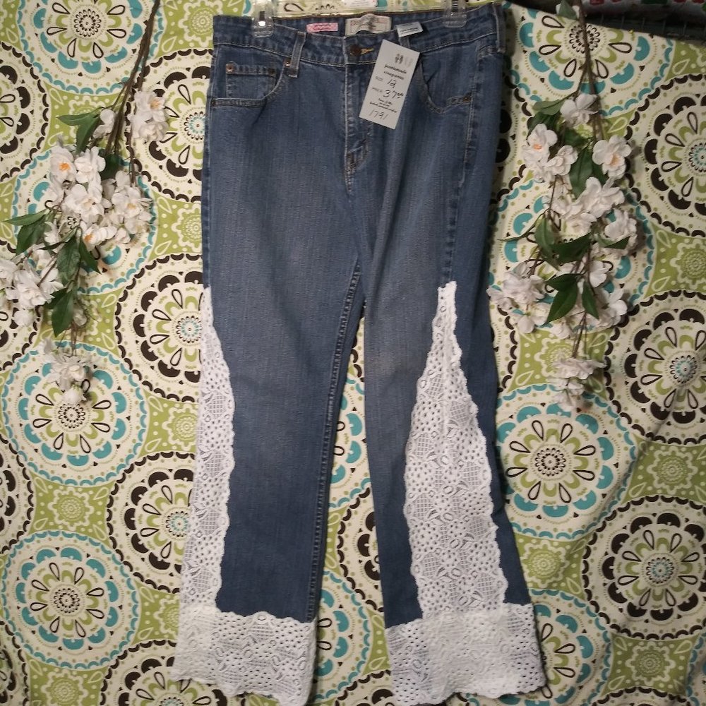 1791 Size 12 Levi's Lace Flare Jeans